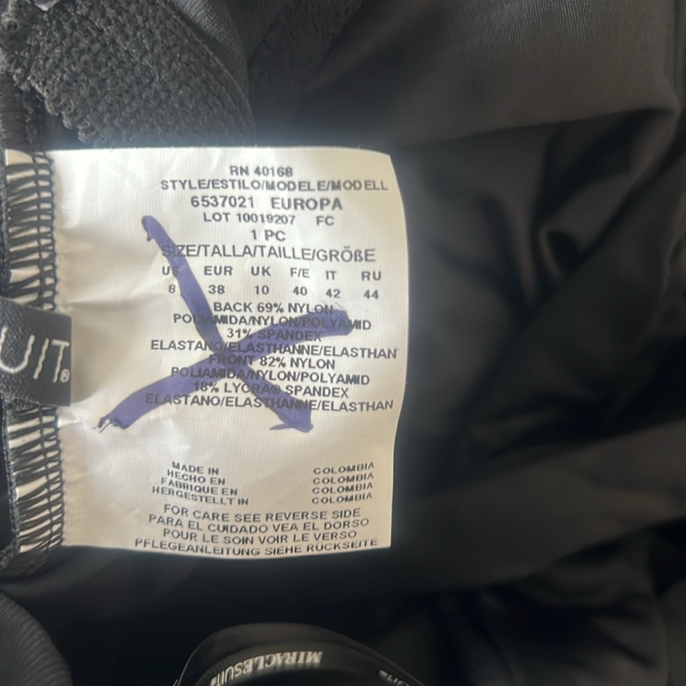 MIRACLESUIT Underwire One Piece Swimsuit - Picture 8 of 10